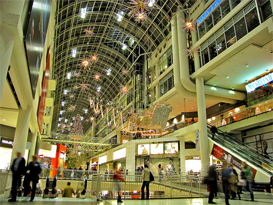 sleigh, reindeer, gifts, shoppers, eaton centre, christmas, decorations, seasonal, downtown, urban, business, toronto, city, life