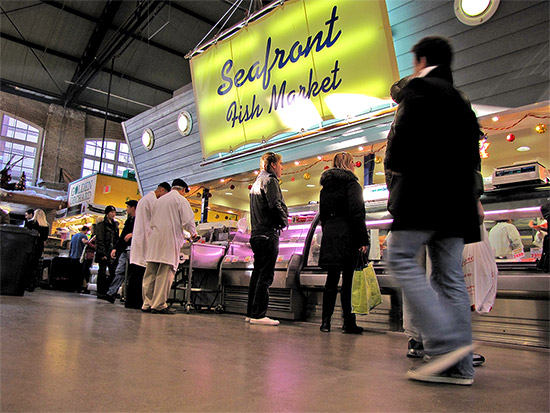 seafront fish market, st. lawrence market, front street hall, shopping, shoppers, fishmonger, toronto, city, life