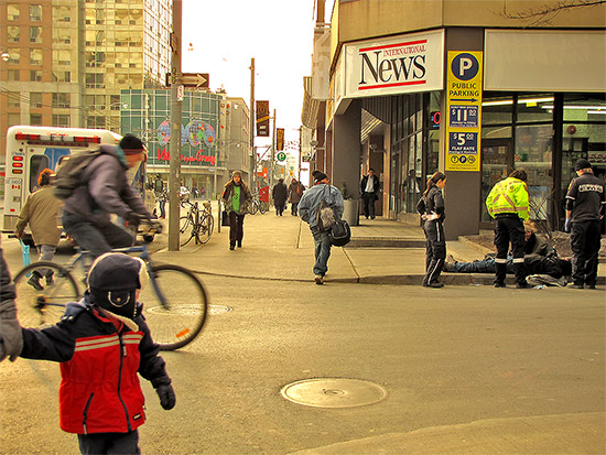 ems, emergency medical services, drunk, ambulance, sidewalk, dundas street west, toronto, city, life