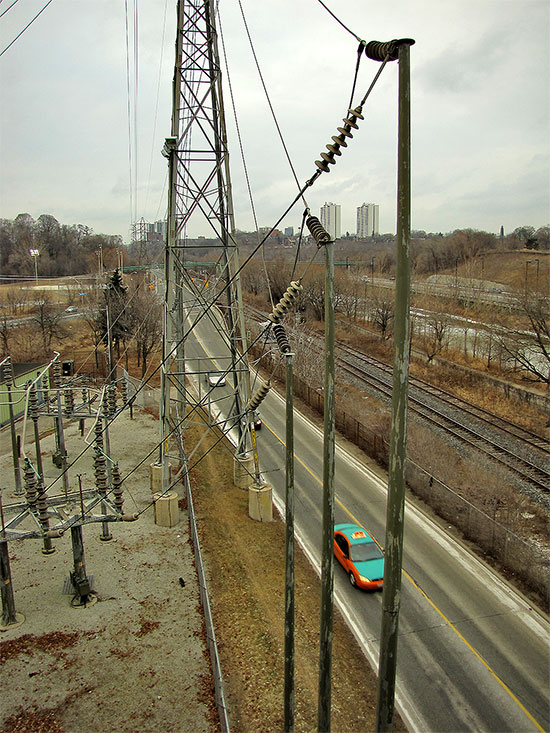 river street, don valley, electrical substation, taxi, road, toronto, city, life