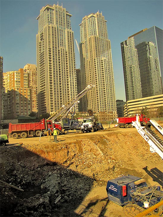 construction, carlton street, yonge street, toronto, city, life