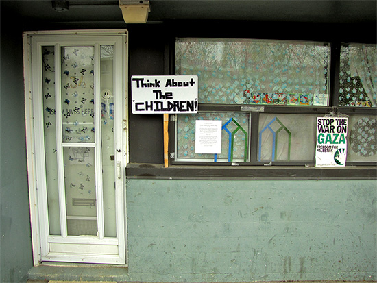 regent park south, public housing project, toronto, city. life