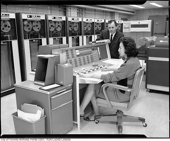 toronto archives, computers, computing, history, historic,  toronto, city, life