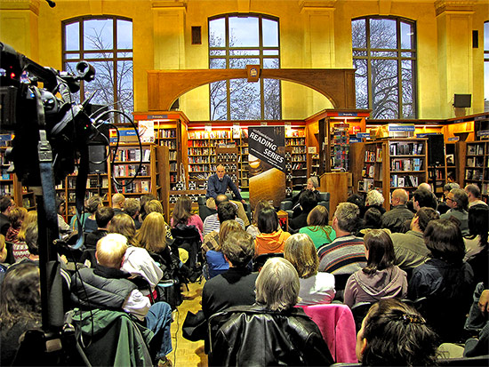 environment, eaarth, book signing, bill mckibben, margaret atwood,  reading series, uot bookstore, toronto, city, life