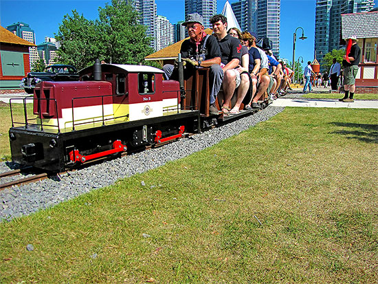 miniature passenger train, john street roundhouse, tourists, toronto, city, life