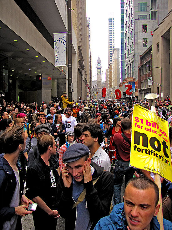 g20, protests, riots, bay street, crowd, toronto, city, life