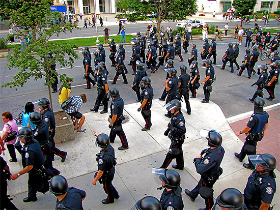 police, university avenue, g20, protests, toronto, city, life