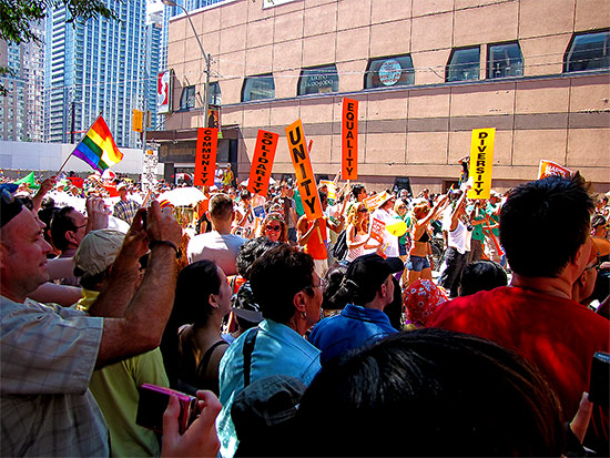 pride parade 2010, yonge street, gerrard street east, toronto, city, life