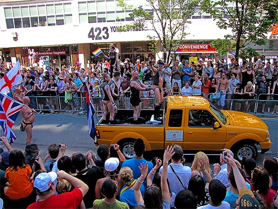 leathermen, yonge street, pride parade 2010, toronto, city, life