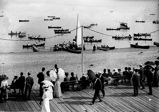 sunnyside beach, canoes, archives, history, toronto, city, life