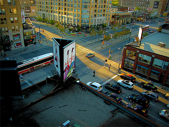 intersection, richmond street, spadina avenue, sunset, toronto, city, life