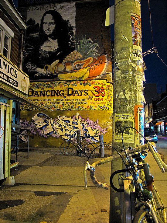 kensington market, mural, night, evening, toronto, city, life
