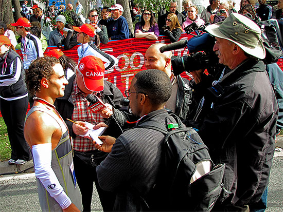 marathon, goodlife fitness, 2010, toronto, city, life