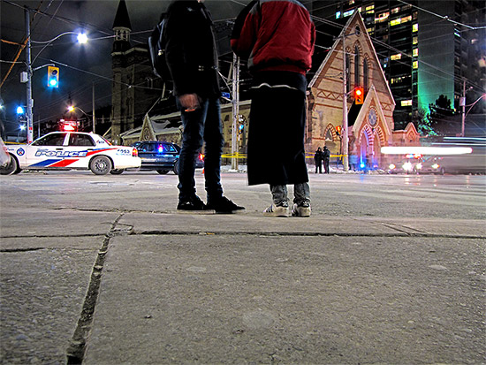 dundas and sherbourne, intersection, police, toronto, city, life