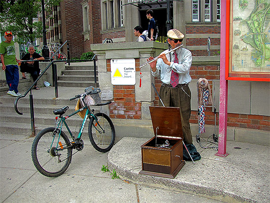 chinatown, musician, summer, heat, haze, panorama, hdr, toronto, city, life, blog