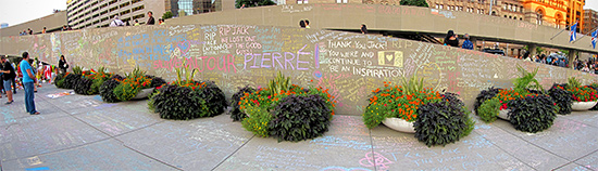 jack layton, memorial, city hall, nathan phillips square, toronto, city, life, blog