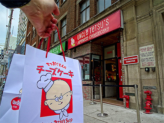 Uncle Tetsu's, Bay and Dundas