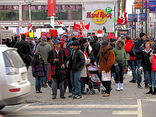 egyp protest, intersection, yonge-dundase square, toronto, city, life